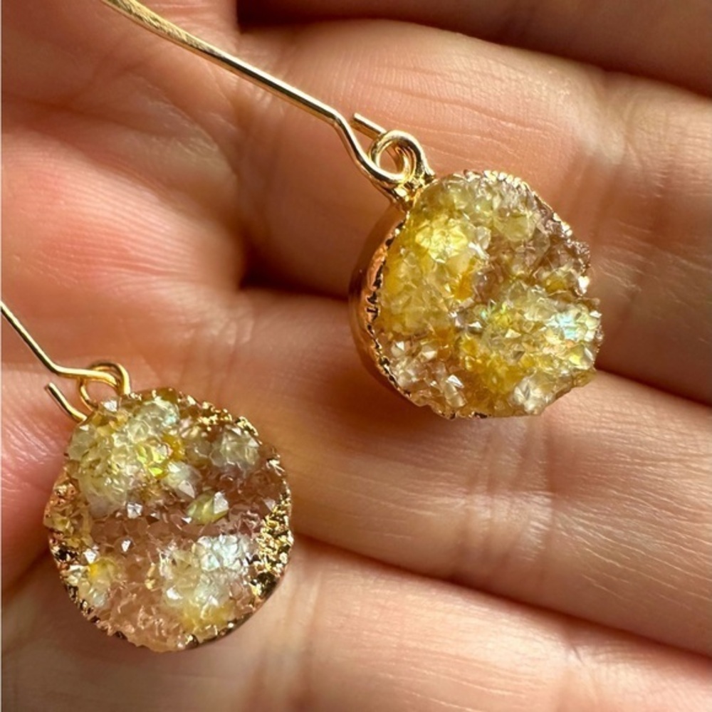 Anthro ocean brown yellow naturals sparkle druzy like stone drop earrings